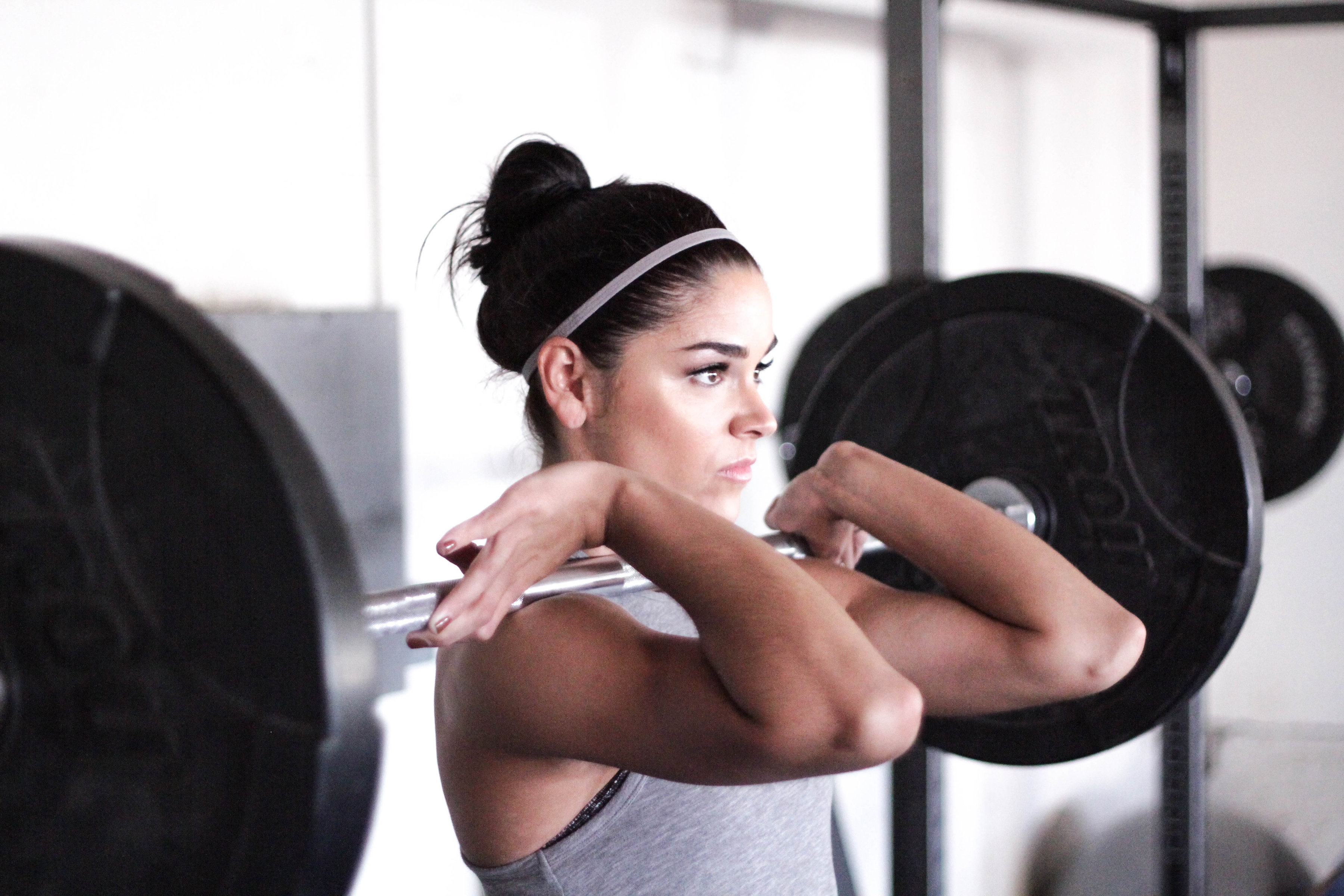 Learn the basics of Barbell Training with these 5 tips