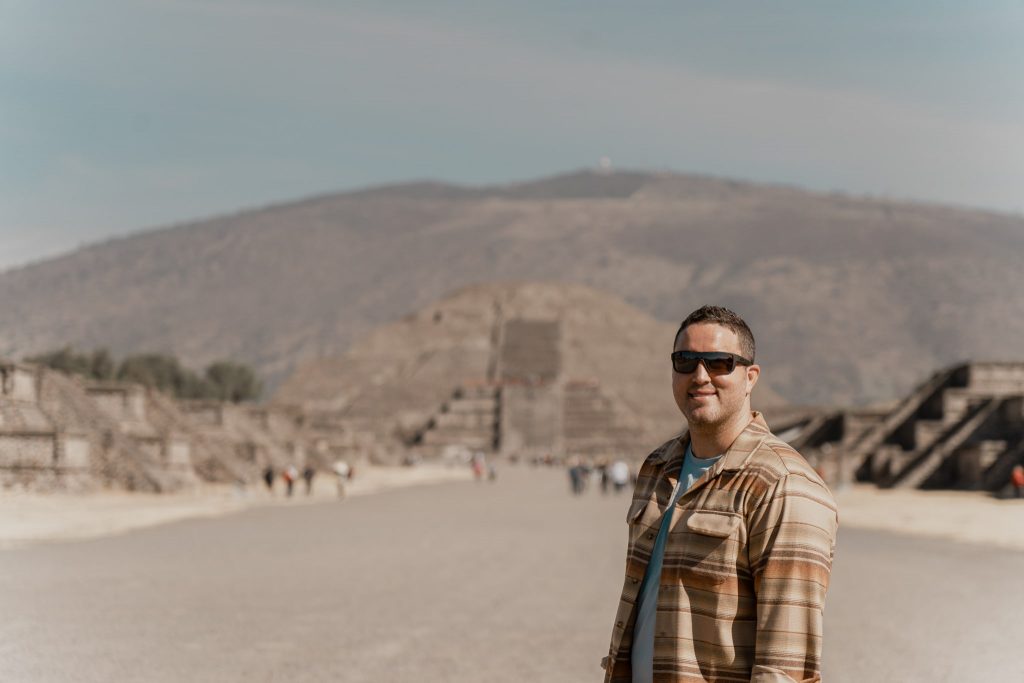 Nate Miller at the Teotihuacán Pyramids in Mexico City Guide