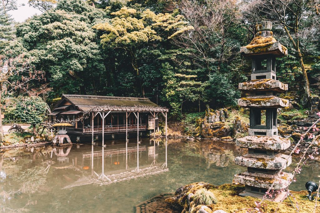 beautiful structures in the Kanazawa Garden with Annie Miller